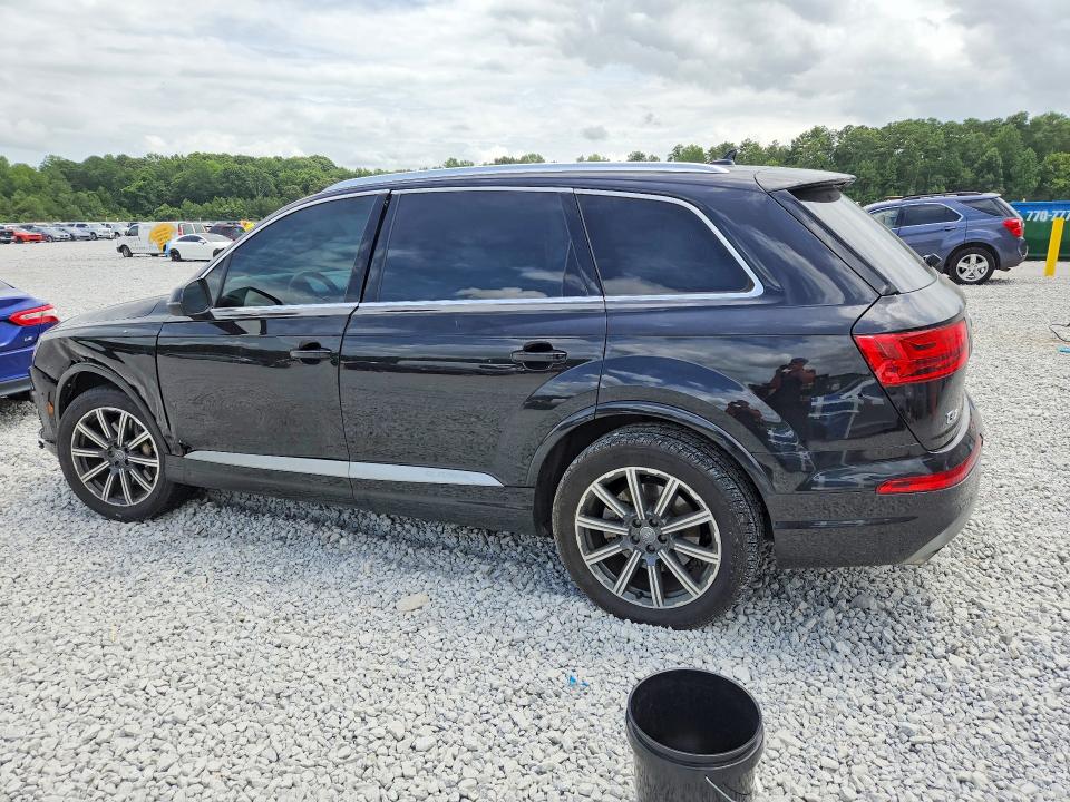 2017 Audi Q7 მანქანა იყიდება აუქციონზე, vin: WA1VAAF79HD024082, აუქციონის ნომერი: 62006686
