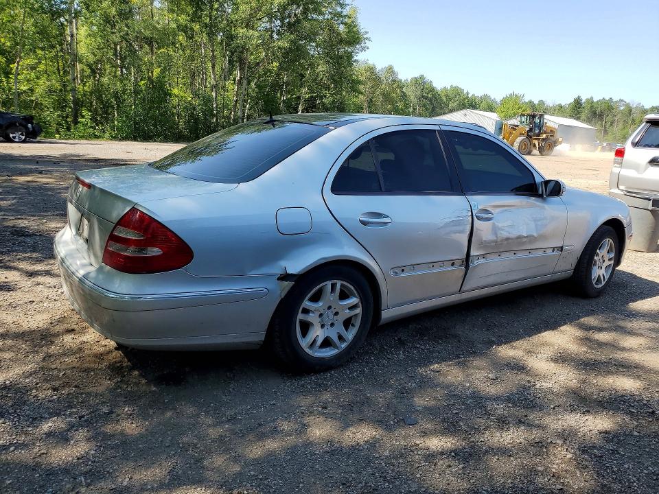 60365806 :رقم المزاد ، WDBUF65J25A664921 vin ، 2005 Mercedes-benz E مزاد بيع
