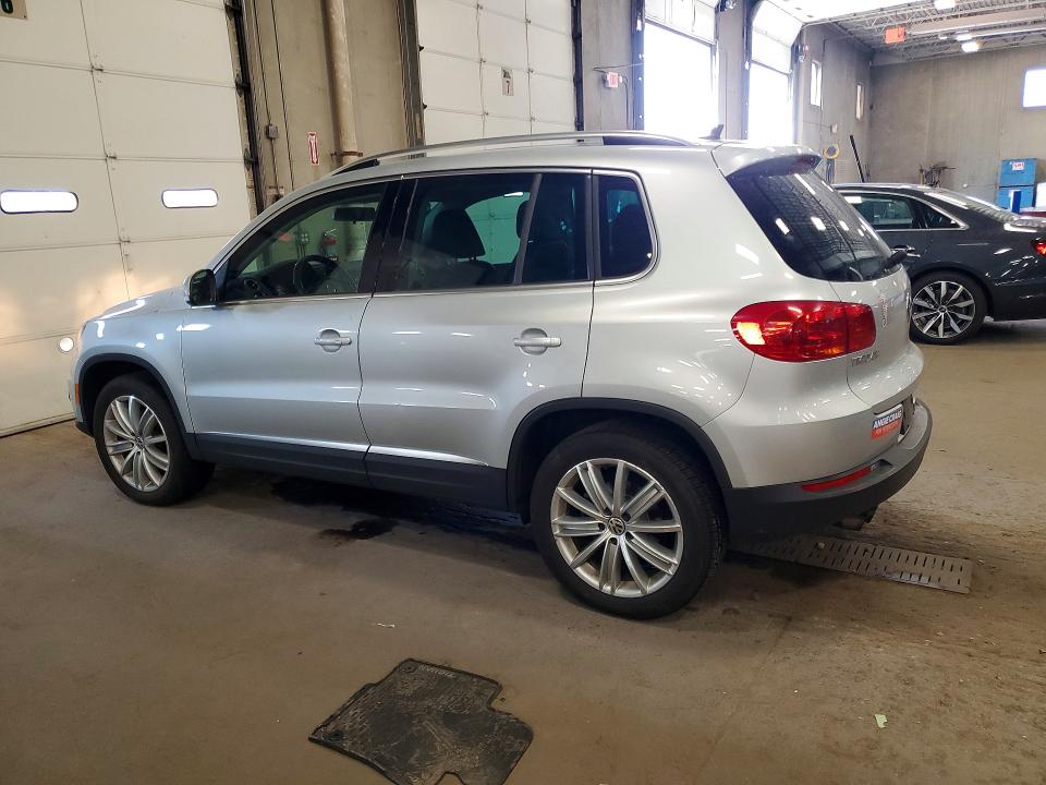 Продажа на аукционе авто 2014 Volkswagen Tiguan, vin: WVGBV3AX3EW581789, номер лота: 61432816