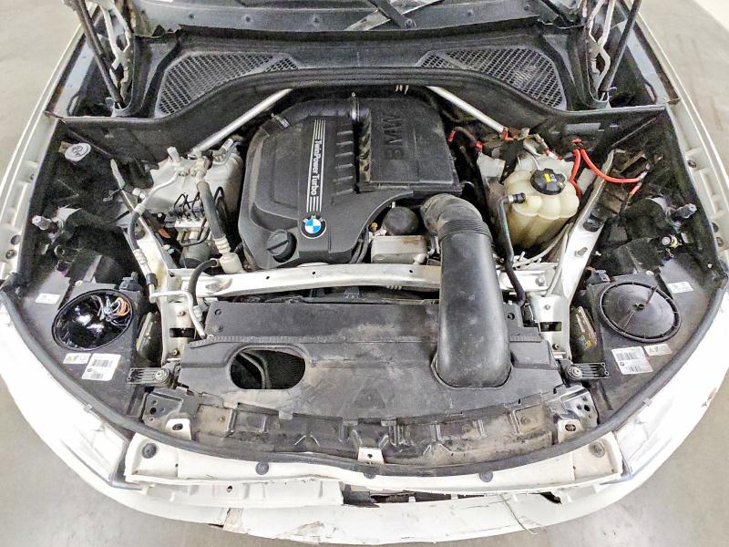 61980676 :رقم المزاد ، 5UXKR0C51J0X87269 vin ، 2018 Bmw X5 مزاد بيع