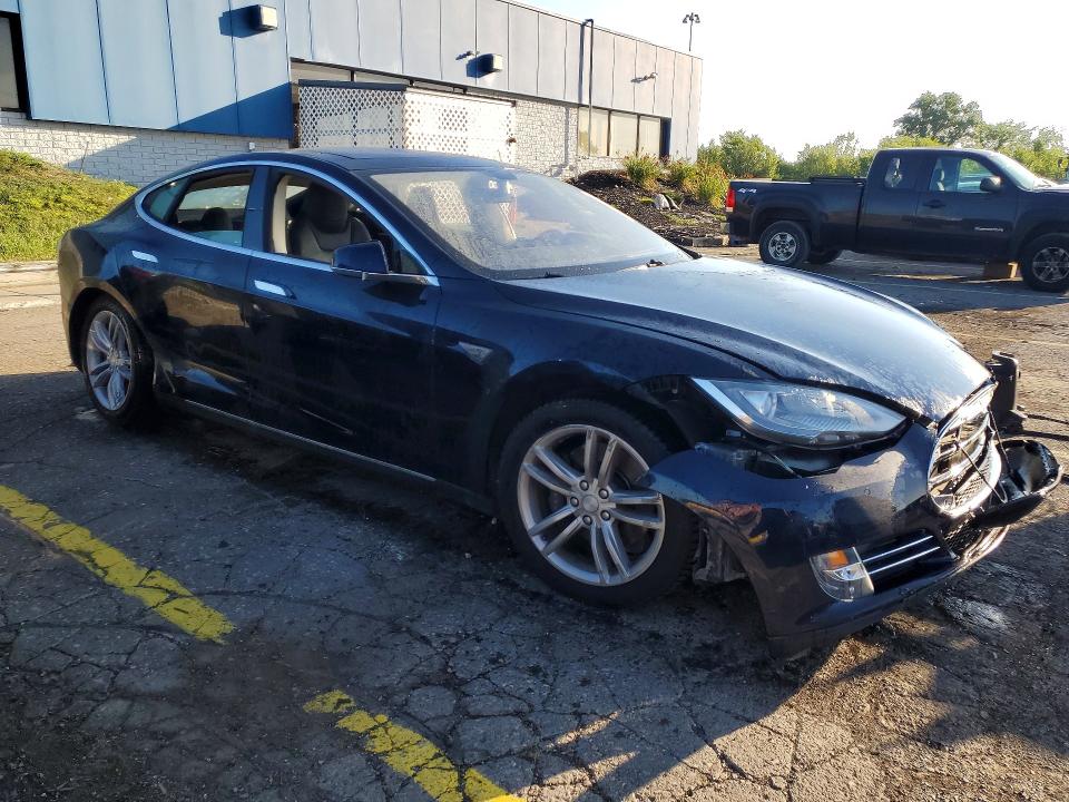 Продаж на аукціоні авто 2013 Tesla Model S, vin: 5YJSA1DN8DFP21126, номер лоту: 62273726