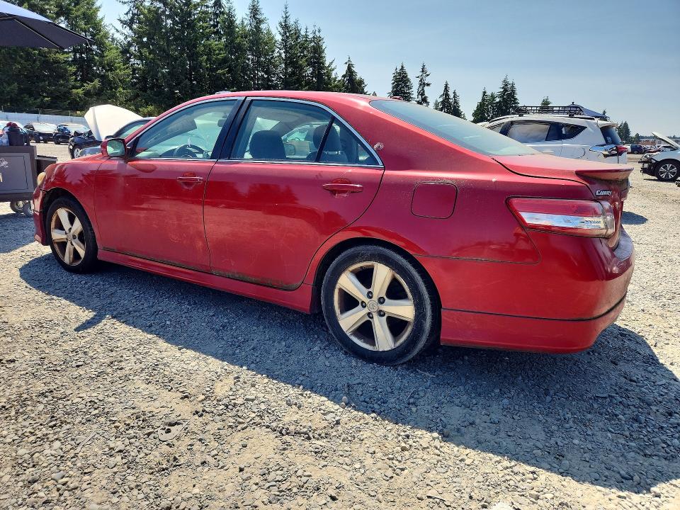 61241316 :رقم المزاد ، 4T1BF3EK7AU071110 vin ، 2010 Toyota Camry مزاد بيع