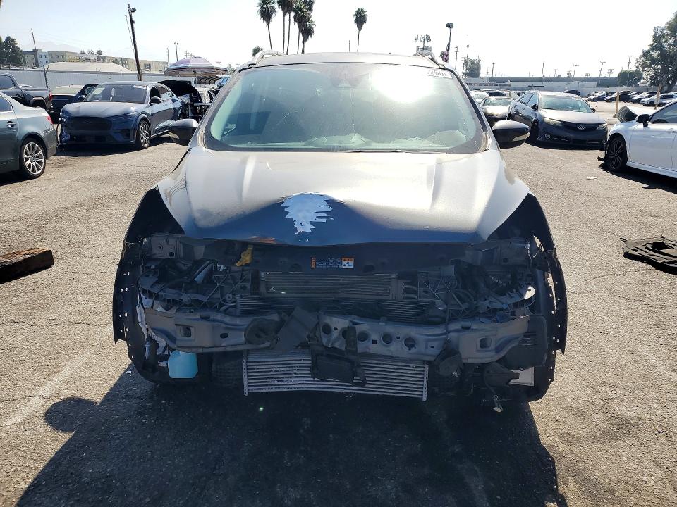 Продажа на аукционе авто 2019 Ford Escape, vin: 1FMCU0J91KUB79218, номер лота: 63336256