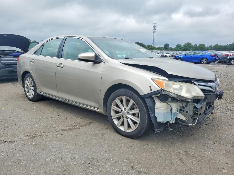 60258736 :رقم المزاد ، 4T4BF1FKXDR321520 vin ، 2013 Toyota Camry مزاد بيع