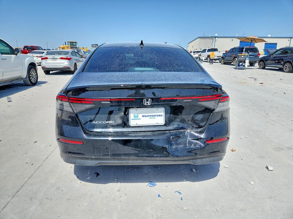 61623316 :رقم المزاد ، 1HGCY1F26TA015932 vin ، 2026 Honda Accord مزاد بيع