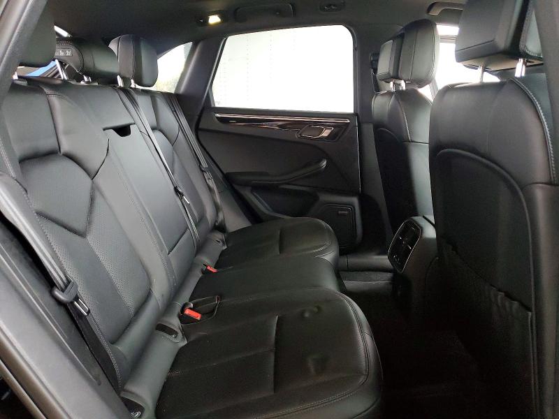 59730406 :رقم المزاد ، WP1AB2A53JLB31314 vin ، 2018 Porsche Macan مزاد بيع