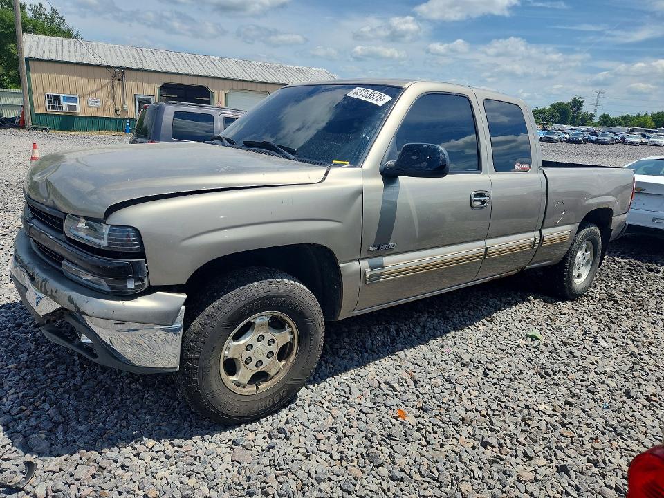 2001 Chevrolet Silverado მანქანა იყიდება აუქციონზე, vin: 2GCEK19T711357605, აუქციონის ნომერი: 62753676