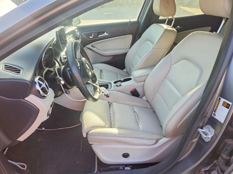 85621295 :رقم المزاد ، WDCTG4EB8JJ424218 vin ، 2018 Mercedes-benz Gla مزاد بيع