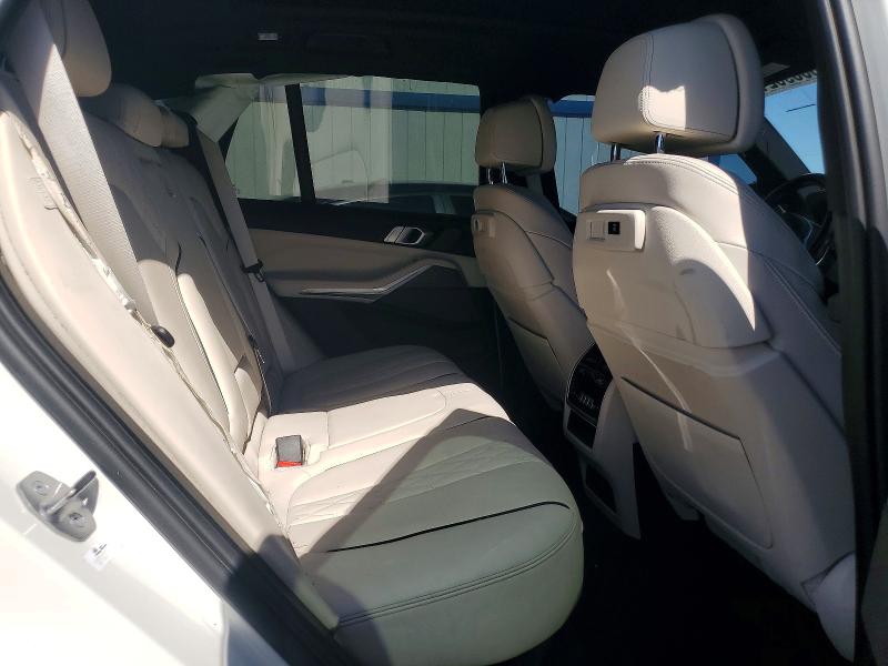 56590216 :رقم المزاد ، 5UXJU4C08N9J65274 vin ، 2022 Bmw X5 مزاد بيع