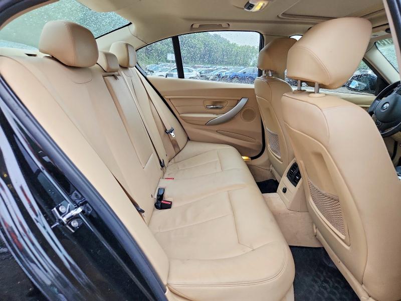 61720676 :رقم المزاد ، WBA3A5C56CF258942 vin ، 2012 Bmw 328 مزاد بيع