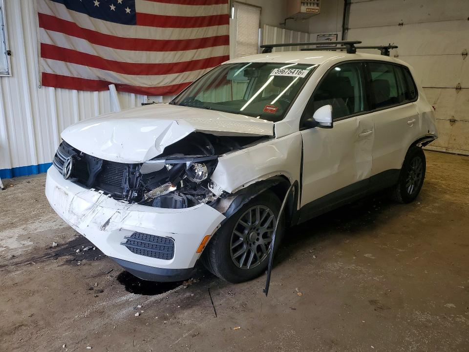 2013 Volkswagen Tiguan მანქანა იყიდება აუქციონზე, vin: WVGBV3AX8DW575274, აუქციონის ნომერი: 59675416