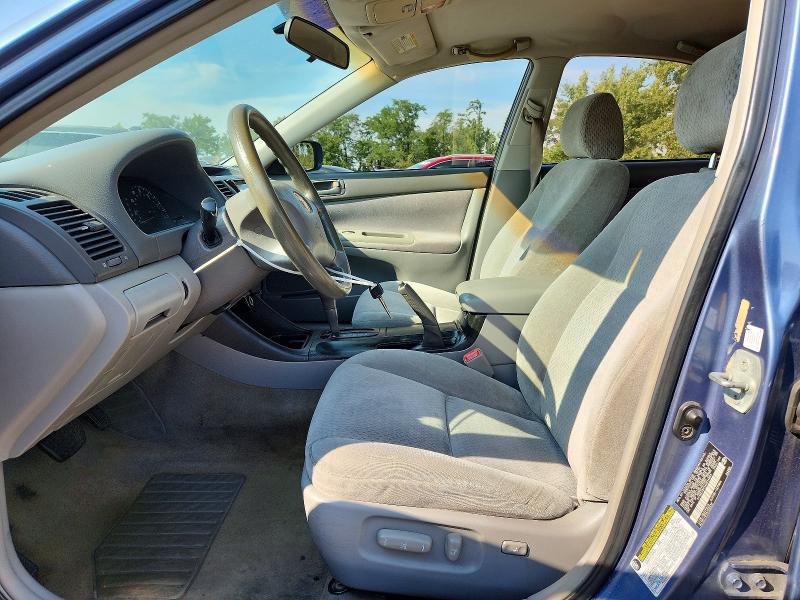 61028246 :رقم المزاد ، 4T1BE32K34U814891 vin ، 2004 Toyota Camry مزاد بيع
