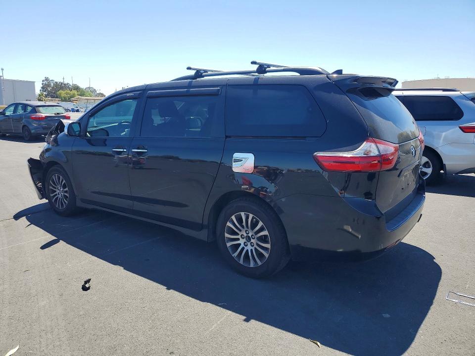 2019 Toyota Sienna მანქანა იყიდება აუქციონზე, vin: 5TDYZ3DC8KS012203, აუქციონის ნომერი: 61482036
