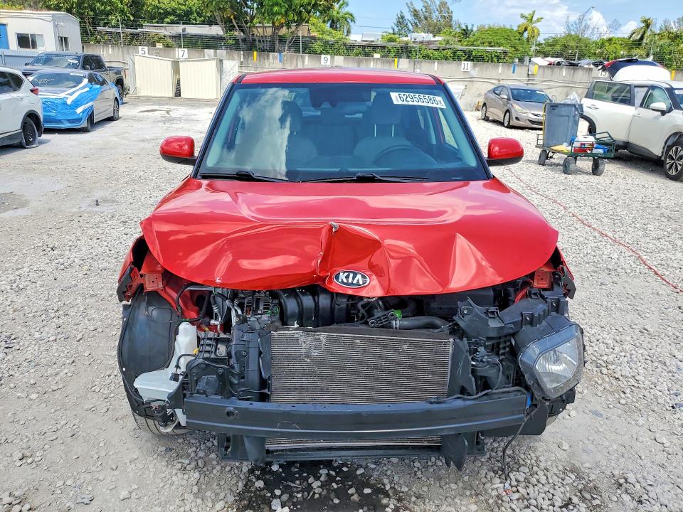 2021 Kia Soul მანქანა იყიდება აუქციონზე, vin: KNDJ33AU3M7143407, აუქციონის ნომერი: 62956586