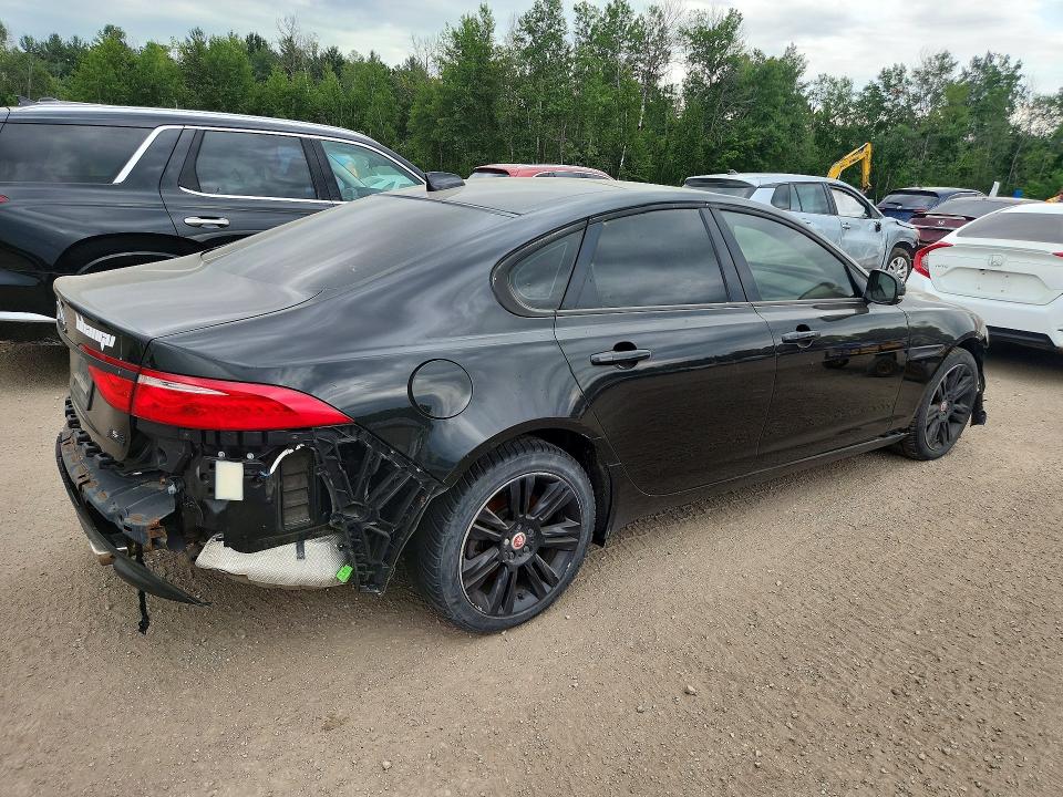 2017 Jaguar Xf მანქანა იყიდება აუქციონზე, vin: SAJBJ4BV2HCY40766, აუქციონის ნომერი: 58941436