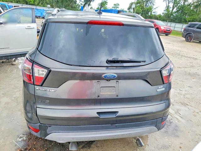 60993106 :رقم المزاد ، 1FMCU0G91HUE65490 vin ، 2017 Ford Escape مزاد بيع