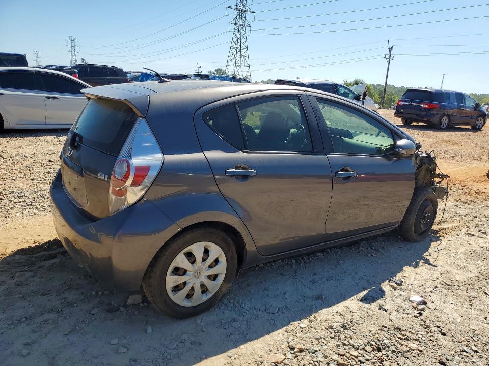 Продаж на аукціоні авто 2013 Toyota Prius C, vin: JTDKDTB38D1540010, номер лоту: 63180026