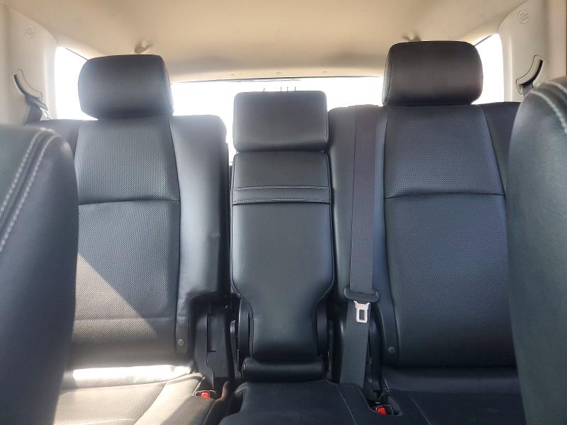 59610246 :رقم المزاد ، JTEBU5JR9K5718557 vin ، 2019 Toyota 4runner مزاد بيع