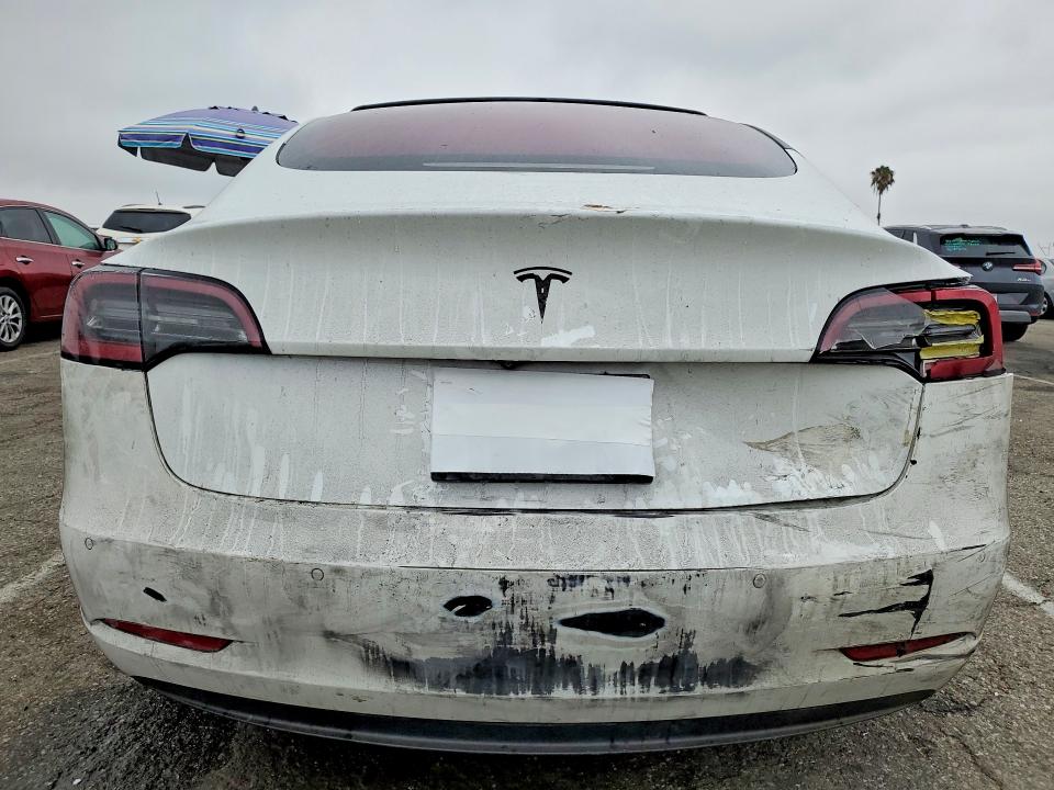 Продажа на аукционе авто 2018 Tesla Model 3, vin: 5YJ3E1EA8JF005813, номер лота: 59850426