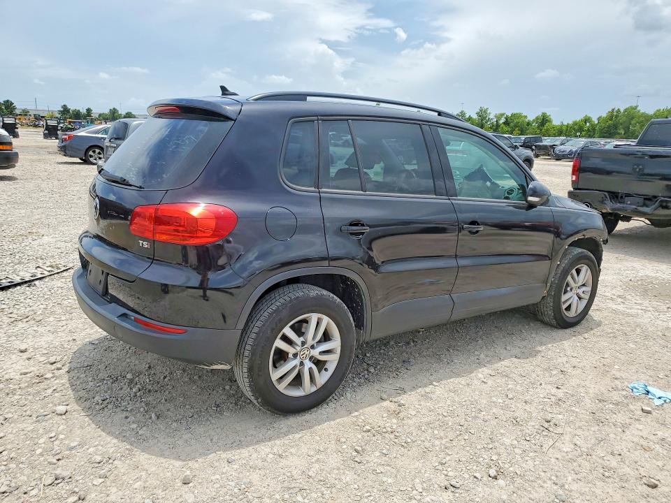 54546226 :رقم المزاد ، WVGAV7AX0HW510945 vin ، 2017 Volkswagen Tiguan مزاد بيع