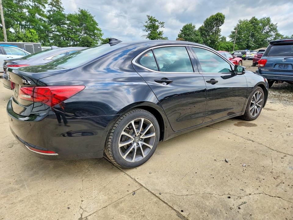 63120036 :رقم المزاد ، 19UUB2F79FA010123 vin ، 2015 Acura Tlx مزاد بيع