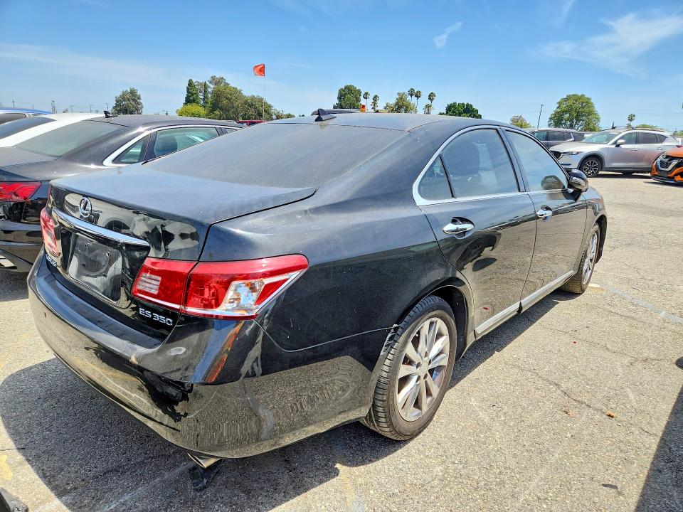 60606006 :رقم المزاد ، JTHBK1EG4A2387901 vin ، 2010 Lexus Es مزاد بيع
