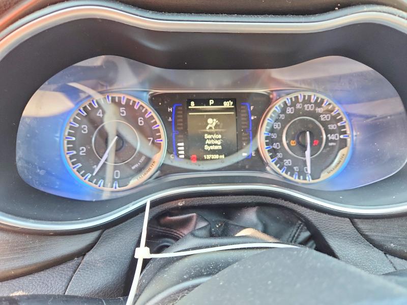 85984585 :رقم المزاد ، 1C3CCCAB9FN547810 vin ، 2015 Chrysler 200 مزاد بيع