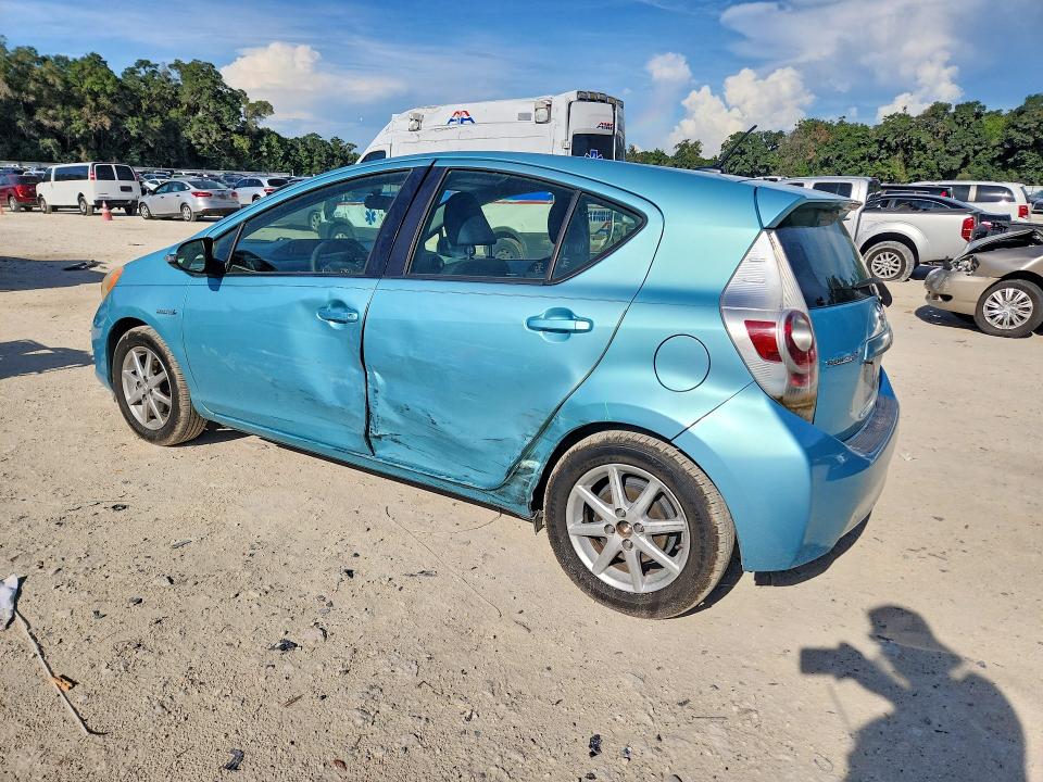 59701296 :رقم المزاد ، JTDKDTB3XD1039474 vin ، 2013 Toyota Prius C مزاد بيع