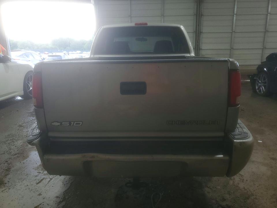 62696856 :رقم المزاد ، 1GCCS19H738110989 vin ، 2003 Chevrolet S Truck مزاد بيع