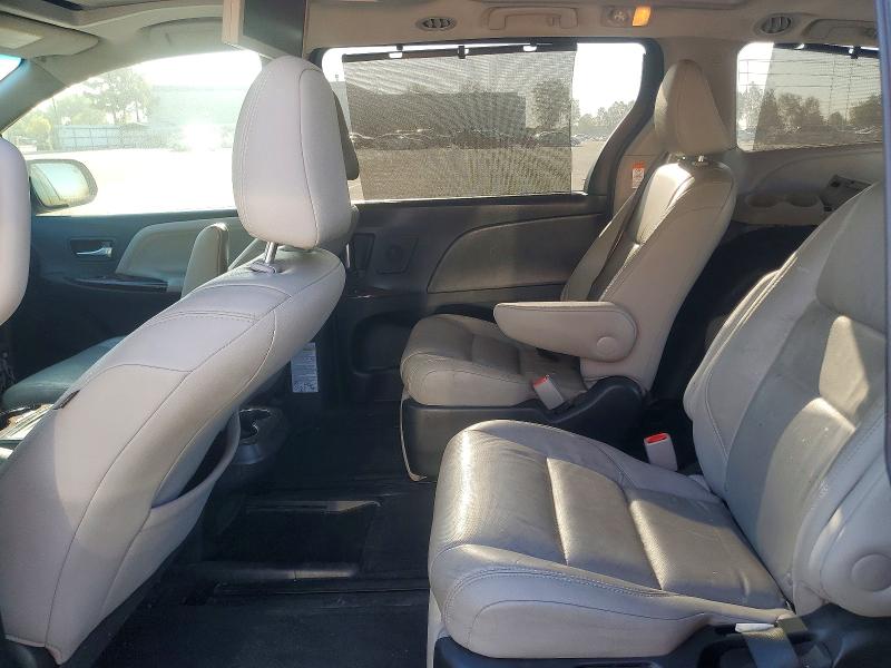 59399136 :رقم المزاد ، 5TDYK3DC5FS682396 vin ، 2015 Toyota Sienna مزاد بيع