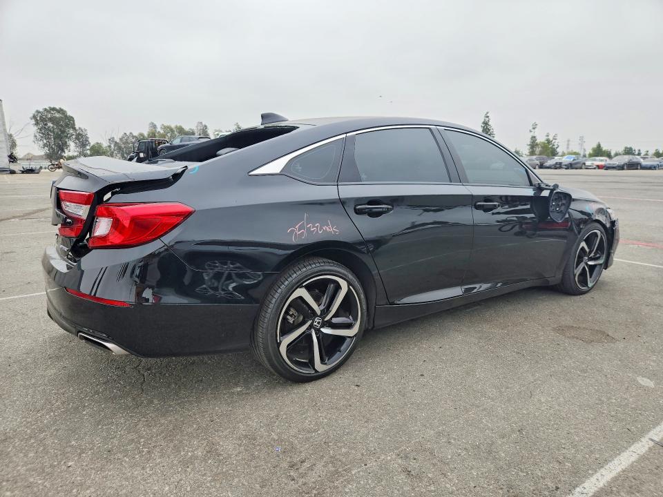 Продажа на аукционе авто 2022 Honda Accord, vin: 1HGCV1F34NA117685, номер лота: 59103846