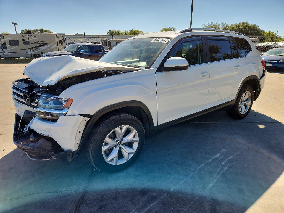 59387426 :رقم المزاد ، 1V2CR2CA4JC563537 vin ، 2018 Volkswagen Atlas مزاد بيع