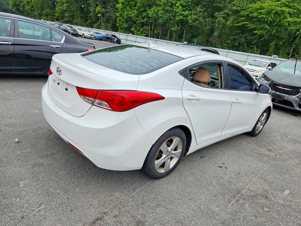 2013 Hyundai Elantra მანქანა იყიდება აუქციონზე, vin: 5NPDH4AE0DH434228, აუქციონის ნომერი: 60150666