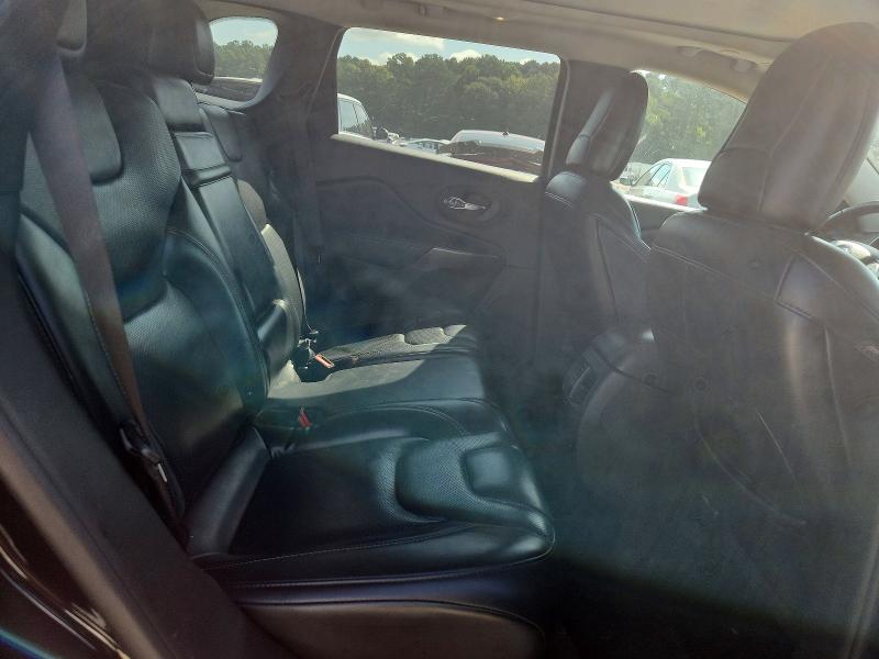 60619876 :رقم المزاد ، 1C4PJMDN7KD272016 vin ، 2019 Jeep Cherokee مزاد بيع