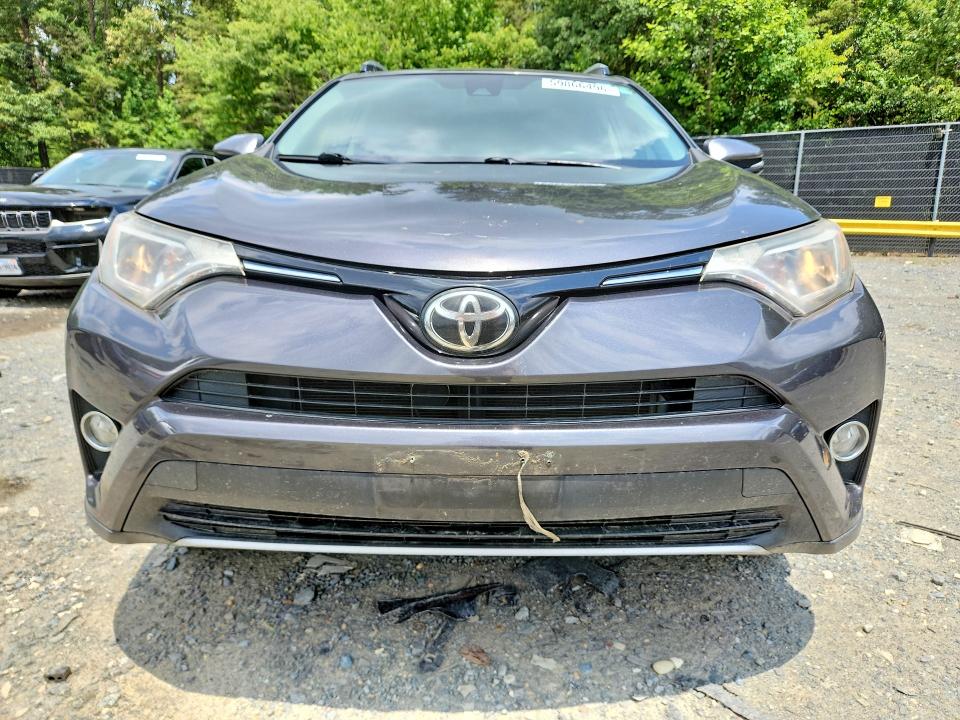 2017 Toyota Rav4 მანქანა იყიდება აუქციონზე, vin: JTMRFREV4HJ716842, აუქციონის ნომერი: 59866496