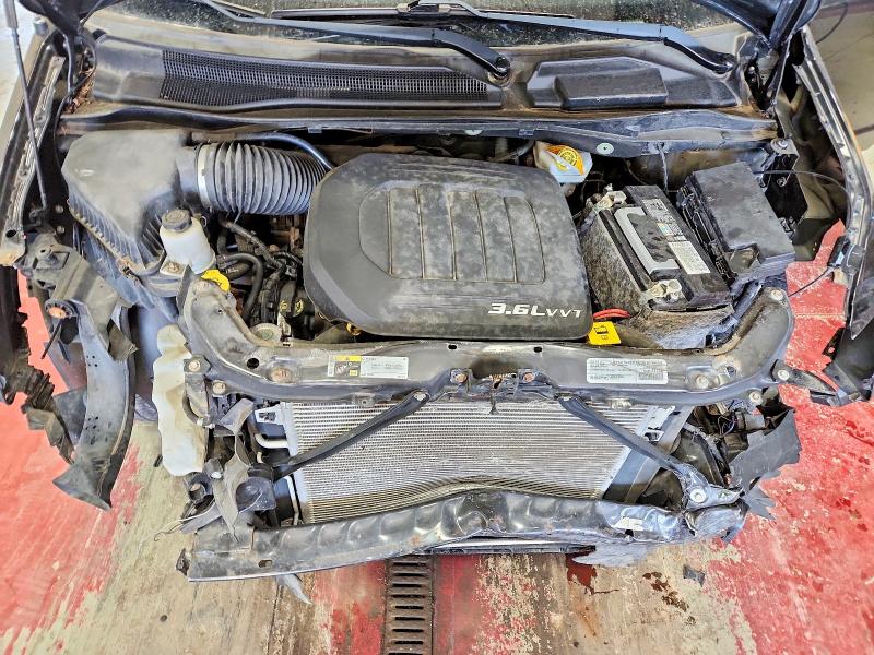 61585316 :رقم المزاد ، 2C4RDGCG9JR163041 vin ، 2018 Dodge Grand Caravan مزاد بيع
