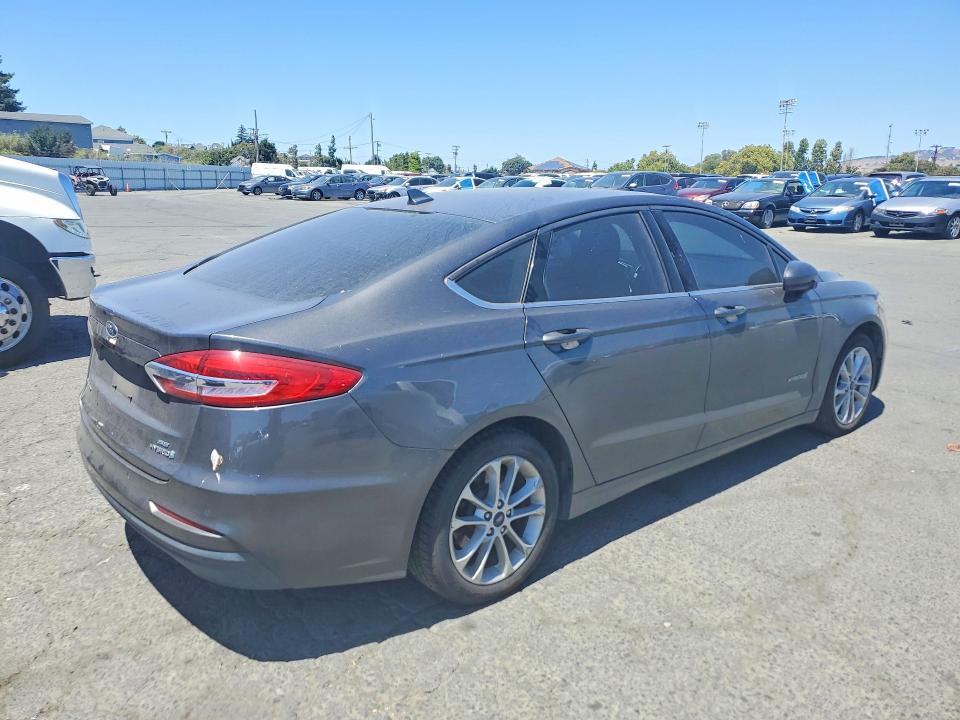 Продажа на аукционе авто 2019 Ford Fusion, vin: 3FA6P0LU9KR115337, номер лота: 60467526