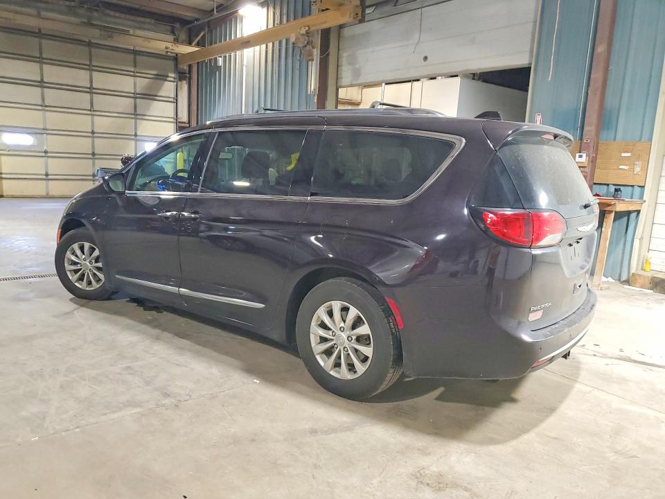 Продажа на аукционе авто 2018 Chrysler Pacifica, vin: 2C4RC1BG5JR101945, номер лота: 59728026