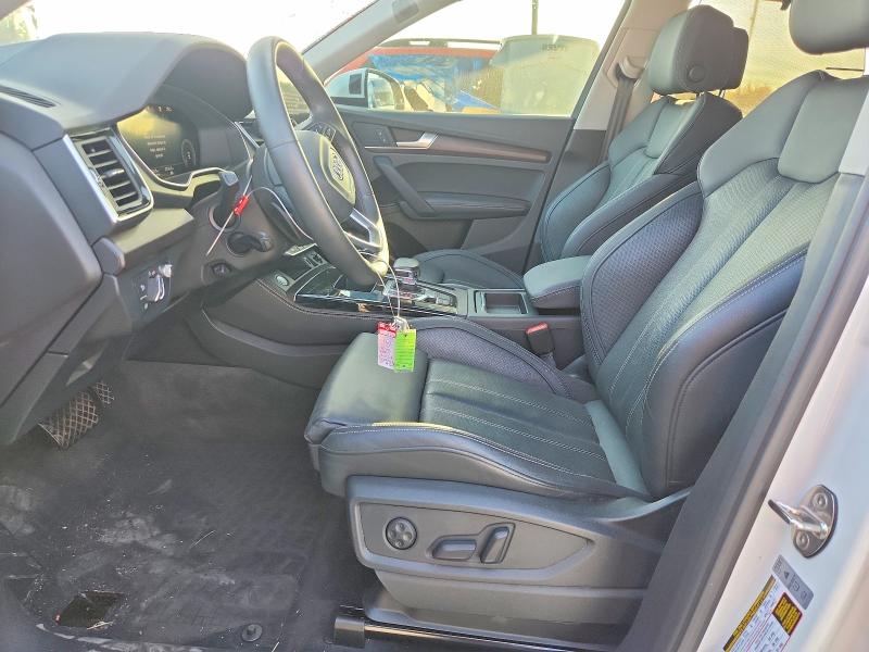61063036 :رقم المزاد ، WA1FAAFYXN2055040 vin ، 2022 Audi Q5 مزاد بيع