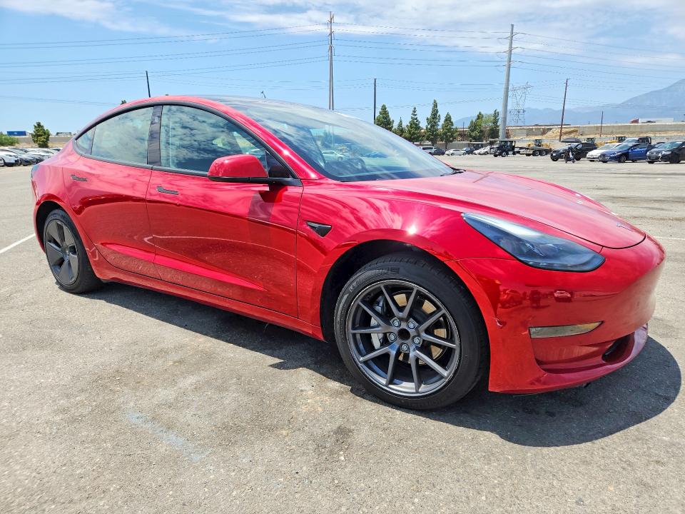 61902226 :رقم المزاد ، 5YJ3E1EA7PF680982 vin ، 2023 Tesla Model 3 مزاد بيع