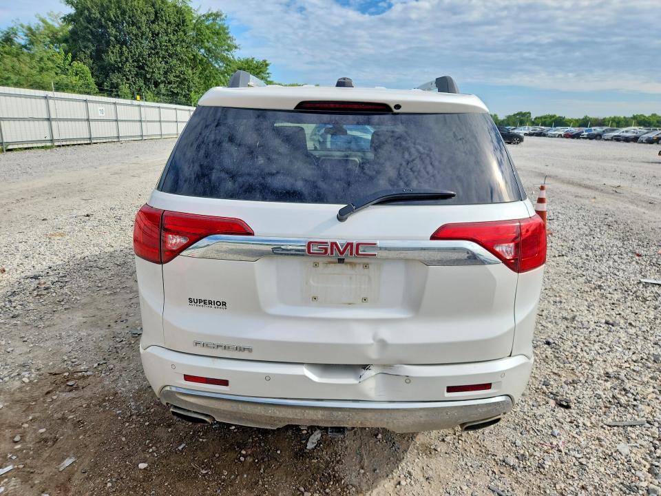 60011046 :رقم المزاد ، 1GKKNPLS9JZ243534 vin ، 2018 Gmc Acadia مزاد بيع