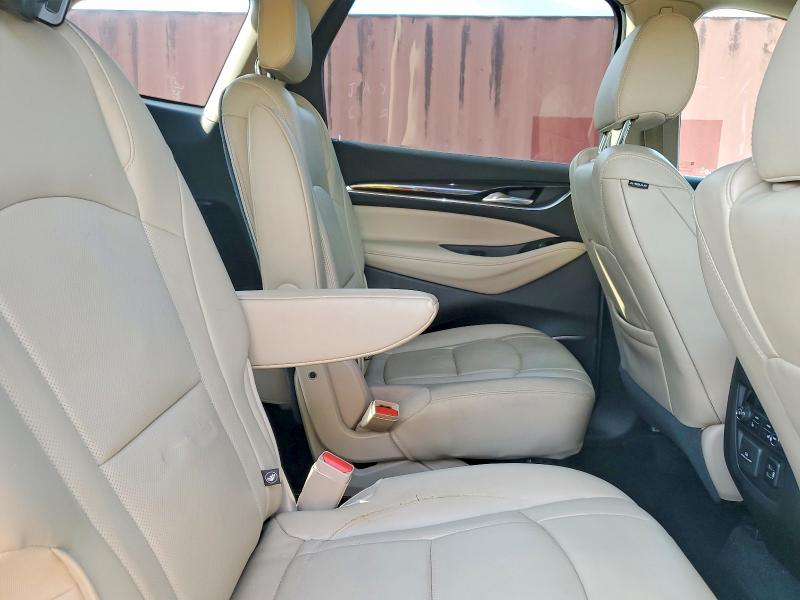 60140546 :رقم المزاد ، 5GAEVBKW0JJ143497 vin ، 2018 Buick Enclave مزاد بيع