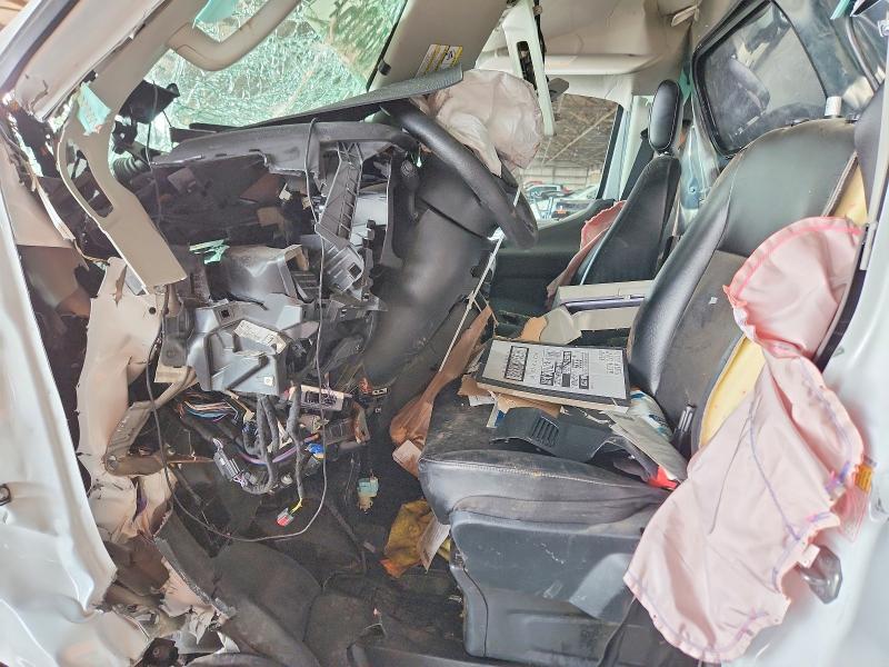 58760406 :رقم المزاد ، 1FTYE1Y82NKA85861 vin ، 2022 Ford Transit مزاد بيع