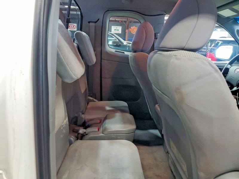 Продажа на аукционе авто 2011 Toyota Tacoma, vin: 5TFUU4ENXBX015570, номер лота: 60587216