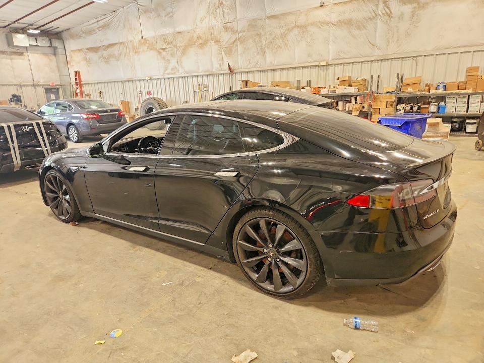 Продажа на аукционе авто 2014 Tesla Model S, vin: 5YJSA1H25EFP63111, номер лота: 61539526
