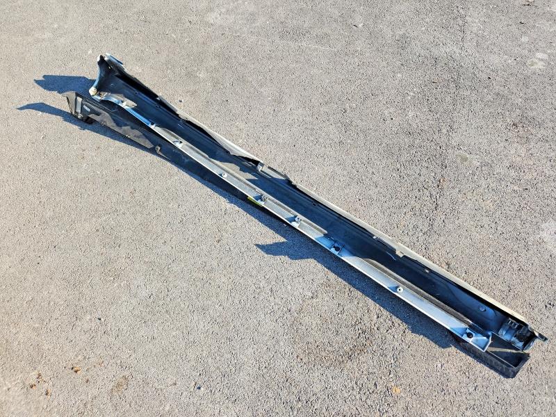 60878756 :رقم المزاد ، 4T1KZ1AK9NU066076 vin ، 2022 Toyota Camry مزاد بيع