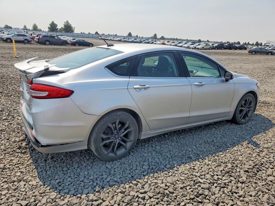 2018 Ford Fusion მანქანა იყიდება აუქციონზე, vin: 3FA6P0HD7JR214102, აუქციონის ნომერი: 63144416