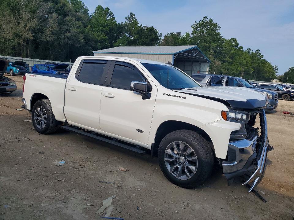 Auction sale of the 2021 Chevrolet Silverado, vin: 3GCUYDET8MG206320, lot number: 62893026