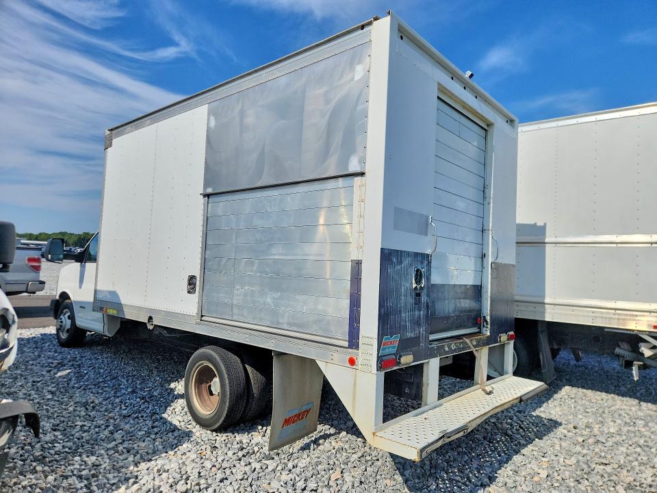 69819946 :رقم المزاد ، 1GB6G5CG2E1195018 vin ، 2014 Chevrolet Express G4500 مزاد بيع