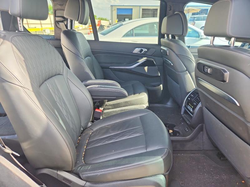 60453506 :رقم المزاد ، 5UX23EM02S9Y00044 vin ، 2025 Bmw X7 مزاد بيع